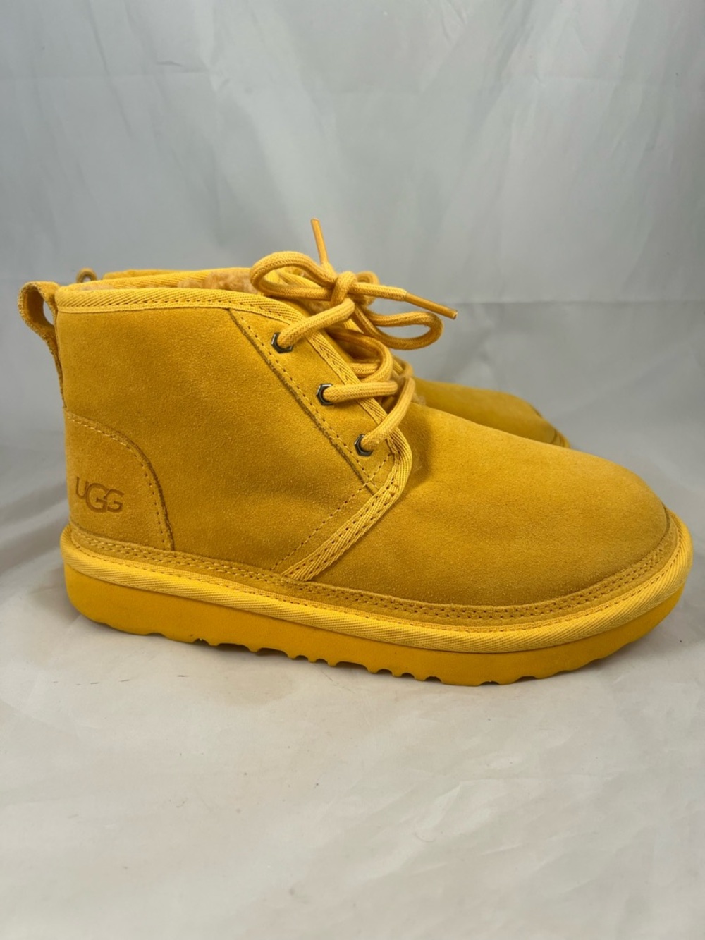 UGG Neumel II Suede Ankle Boots Youth 3 Yellow